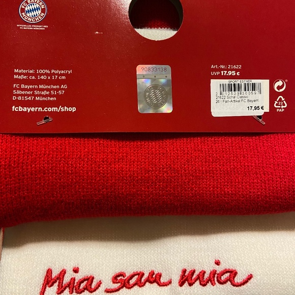 FC Bayern Munchen football scarf - Picture 2 of 4